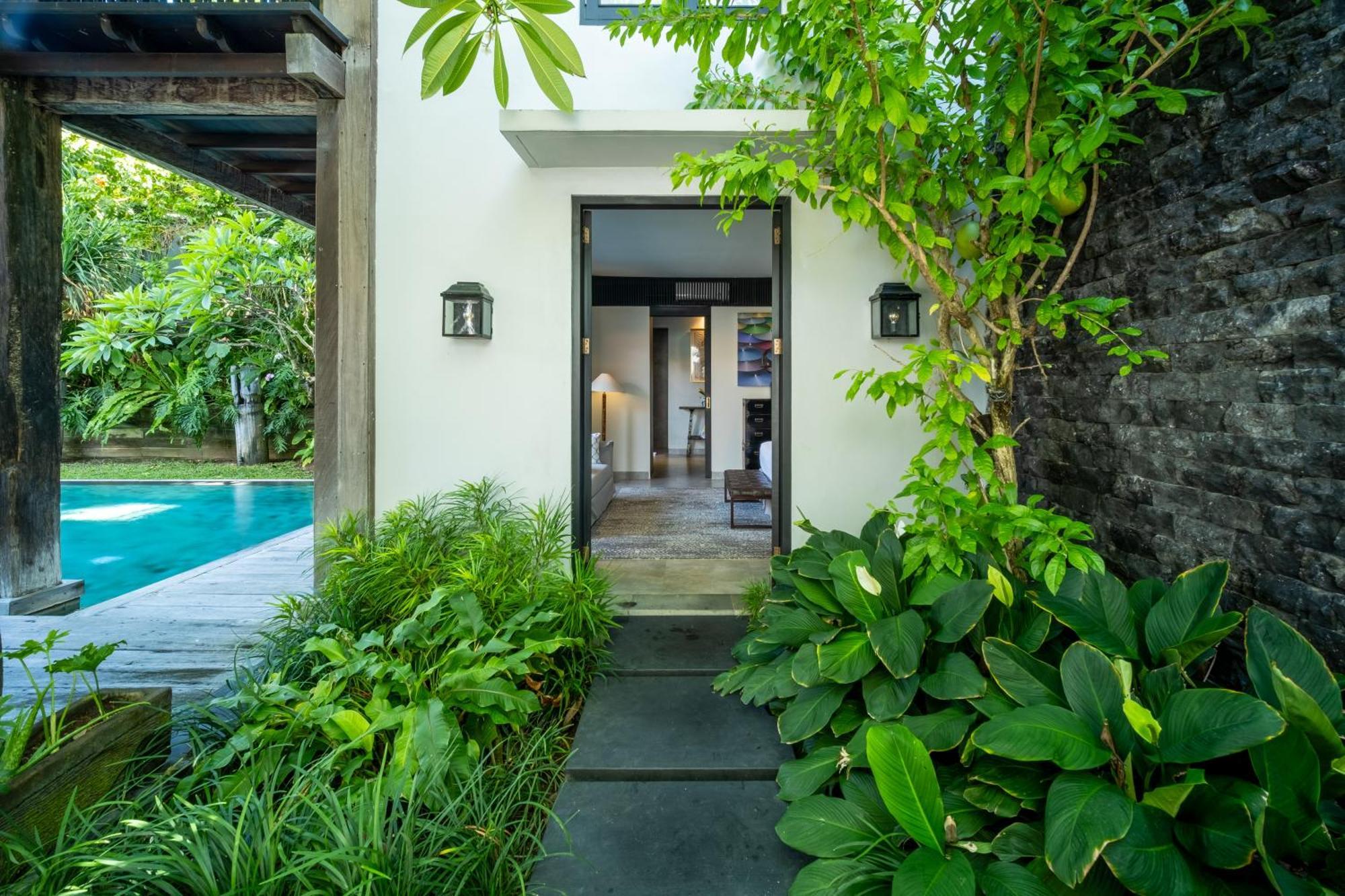 Villa De Suma - Fully Staffed Luxury Villa, Walk To The Beach! Seminyak  Luaran gambar