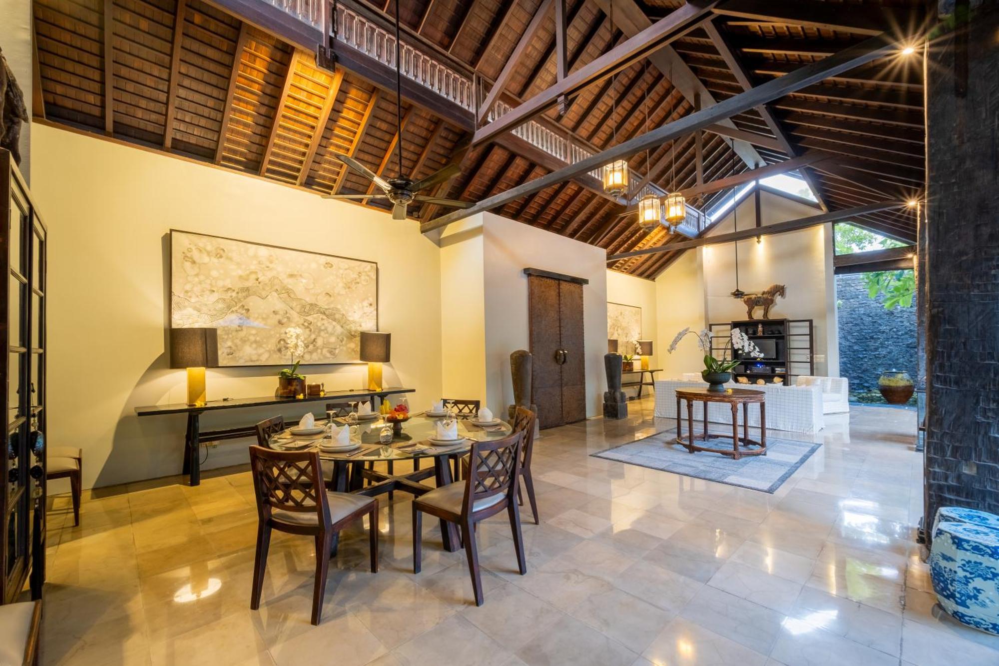 Villa De Suma - Fully Staffed Luxury Villa, Walk To The Beach! Seminyak  Luaran gambar