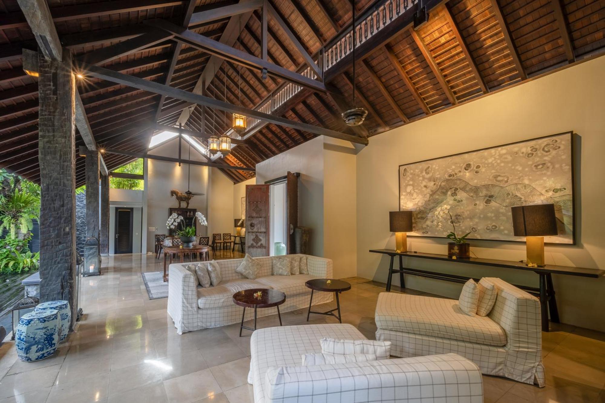 Villa De Suma - Fully Staffed Luxury Villa, Walk To The Beach! Seminyak  Luaran gambar