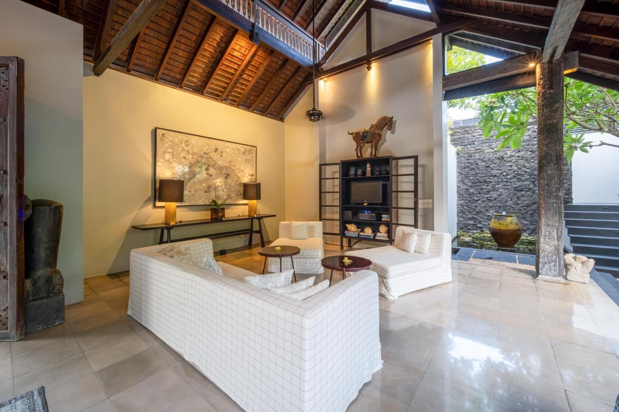 Villa De Suma - Fully Staffed Luxury Villa, Walk To The Beach! Seminyak  Luaran gambar