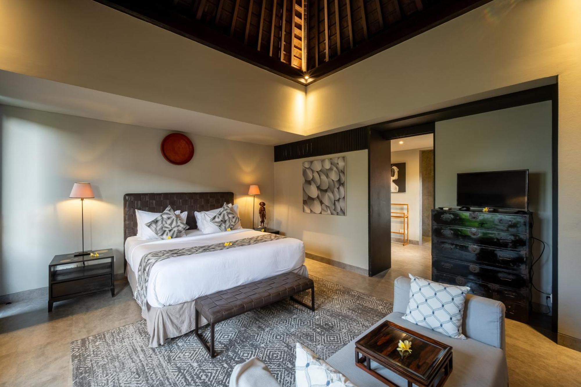 Villa De Suma - Fully Staffed Luxury Villa, Walk To The Beach! Seminyak  Luaran gambar