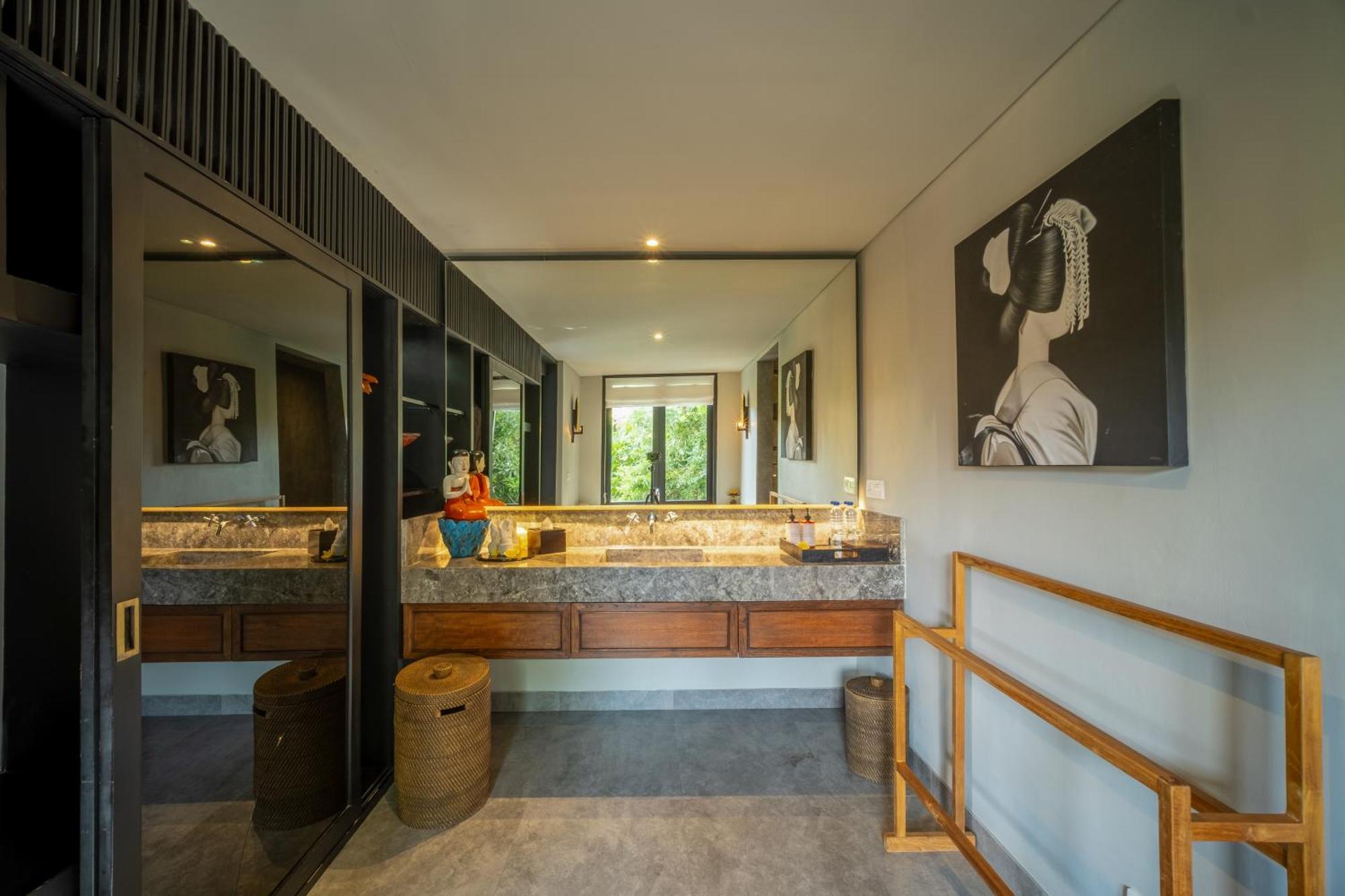 Villa De Suma - Fully Staffed Luxury Villa, Walk To The Beach! Seminyak  Luaran gambar