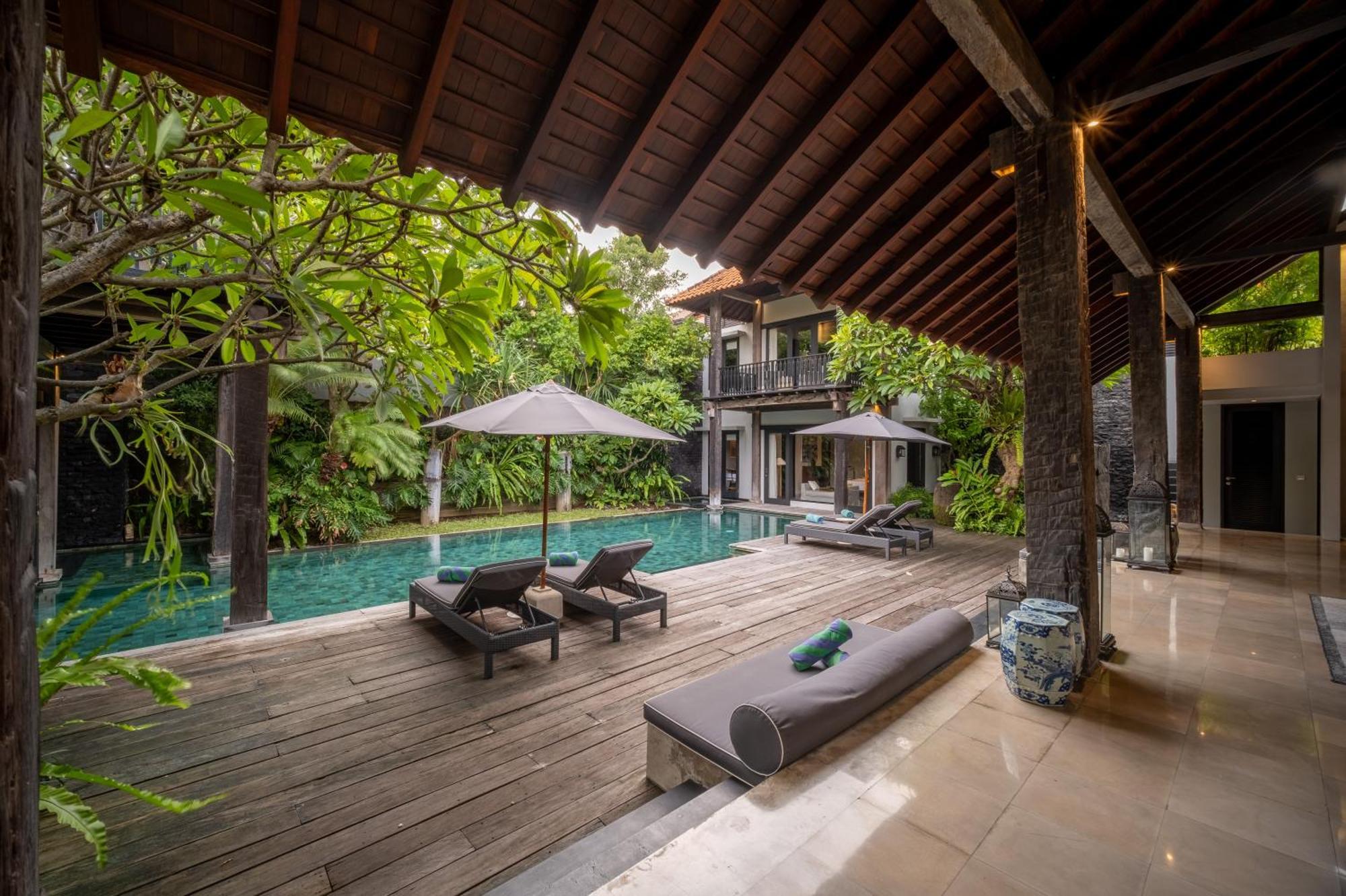 Villa De Suma - Fully Staffed Luxury Villa, Walk To The Beach! Seminyak  Luaran gambar