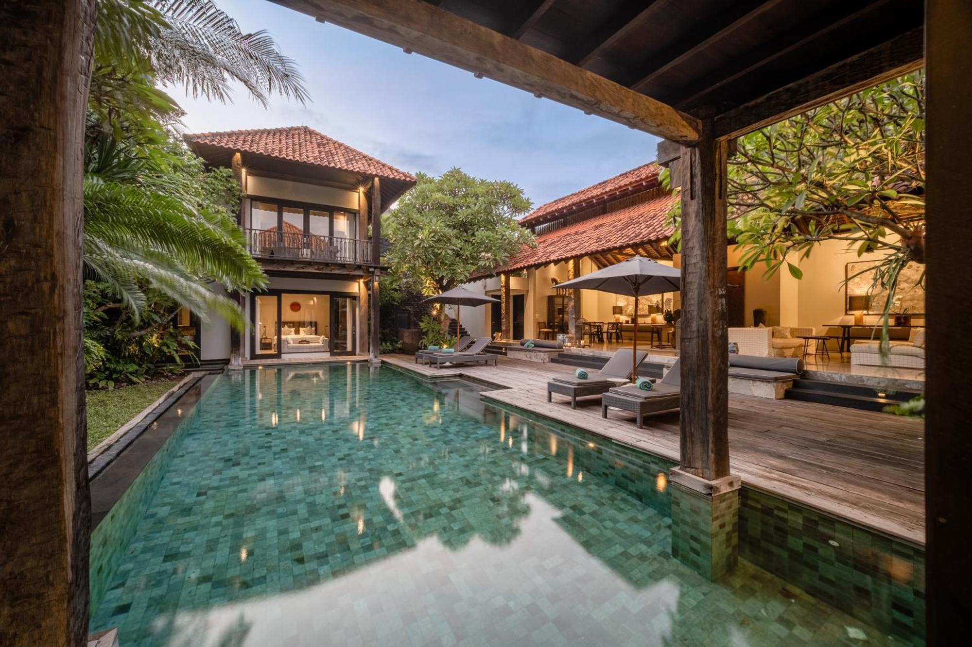 Villa De Suma - Fully Staffed Luxury Villa, Walk To The Beach! Seminyak  Luaran gambar