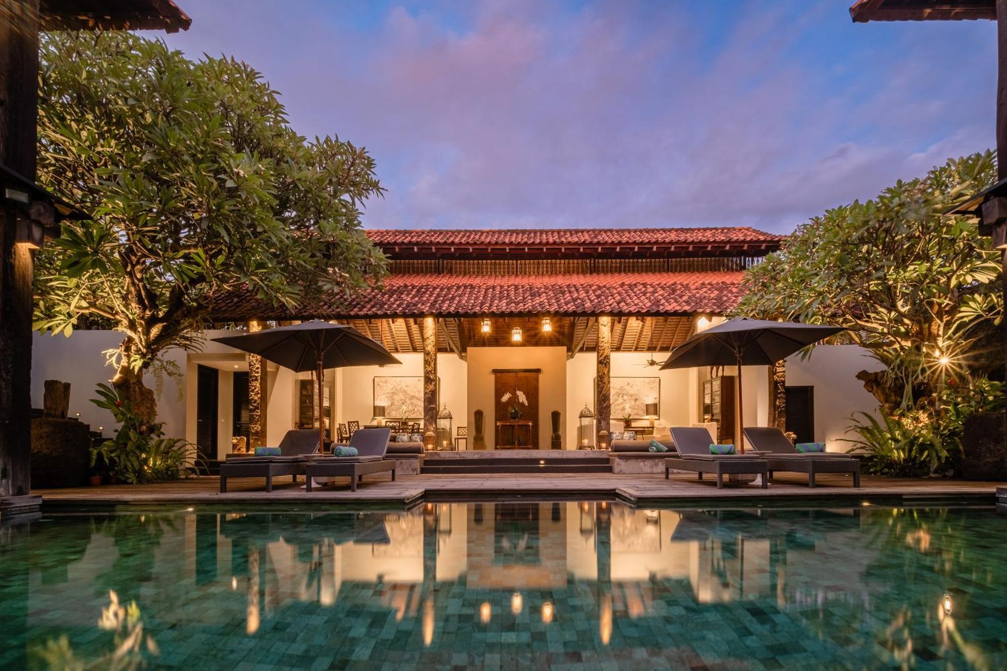 Villa De Suma - Fully Staffed Luxury Villa, Walk To The Beach! Seminyak  Luaran gambar
