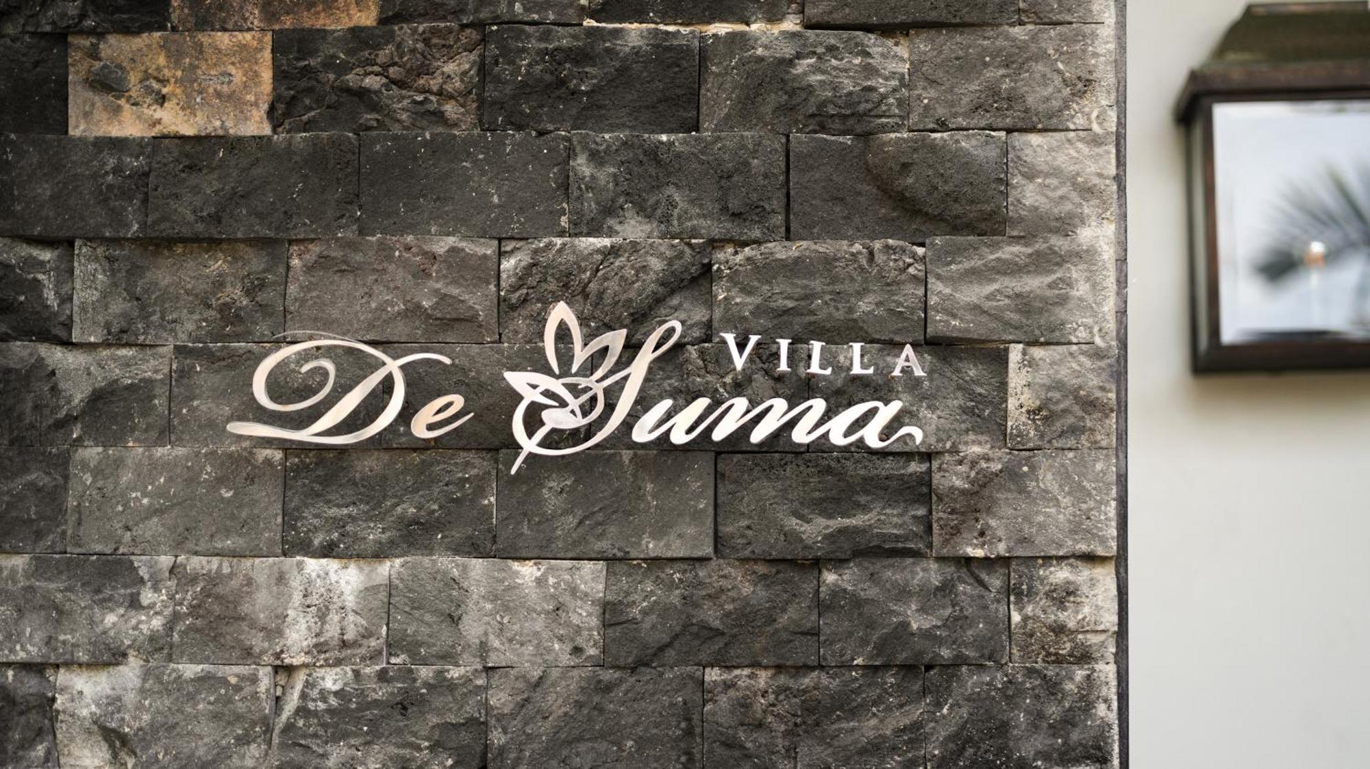 Villa De Suma - Fully Staffed Luxury Villa, Walk To The Beach! Seminyak  Luaran gambar